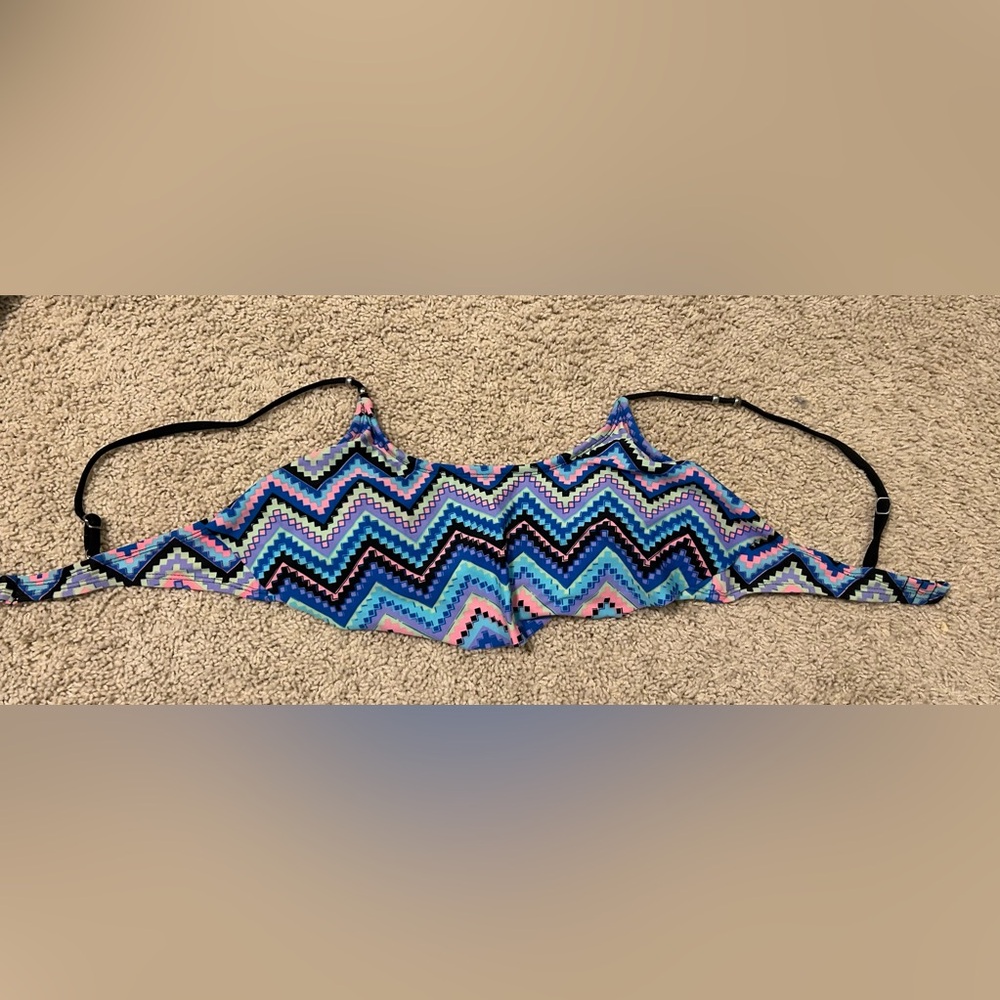 Xhilaration M Swim top